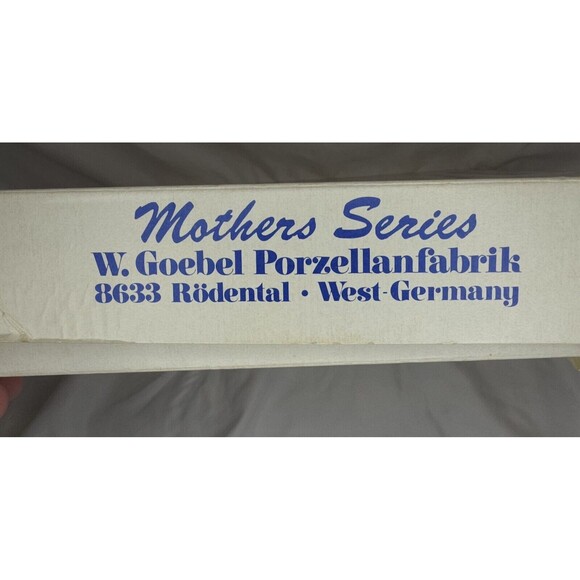 VINTAGE 1975 GOEBEL MOTHERS SERIES FIRST EDITION COLLECTOR PLATE W GERMANY & Box - Picture 7 of 9
